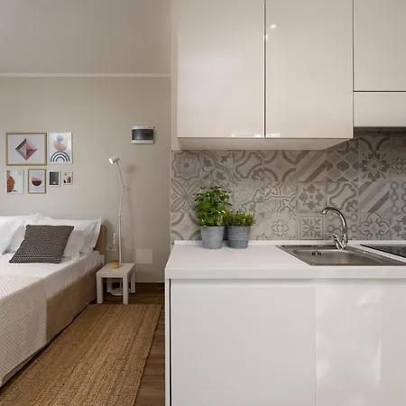 Pensión Alloro By Seeadria Agency