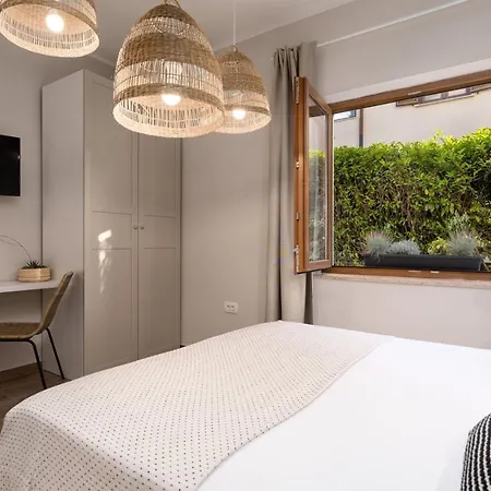 Alloro By Seeadria Agency Pensión 4*