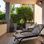 Alloro By Seeadria Agency 게스트하우스 4*