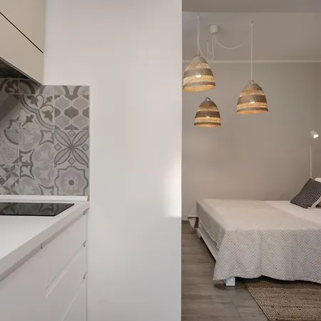 Alloro By Seeadria Agency
